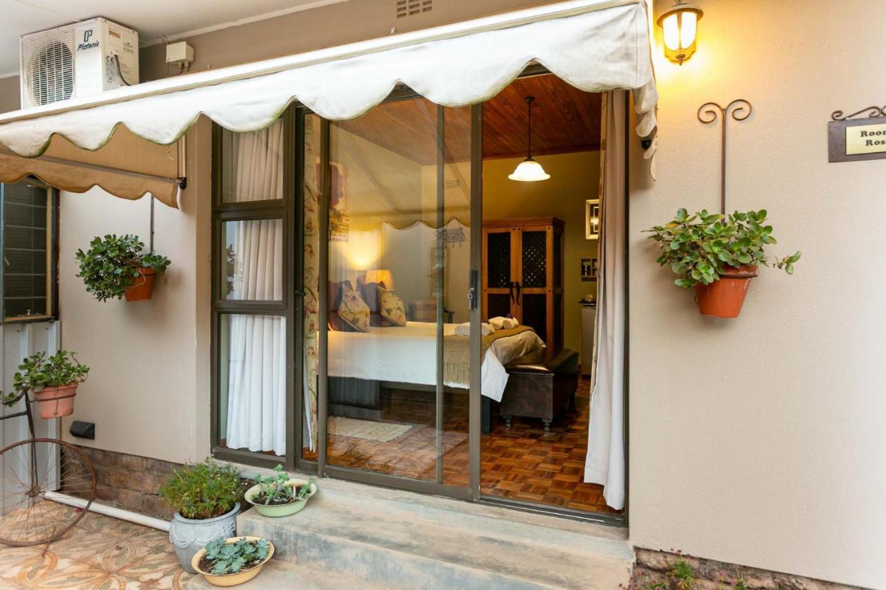 Die Fonteine Country Guesthouse And Glamping Oudtshoorn Kültér fotó