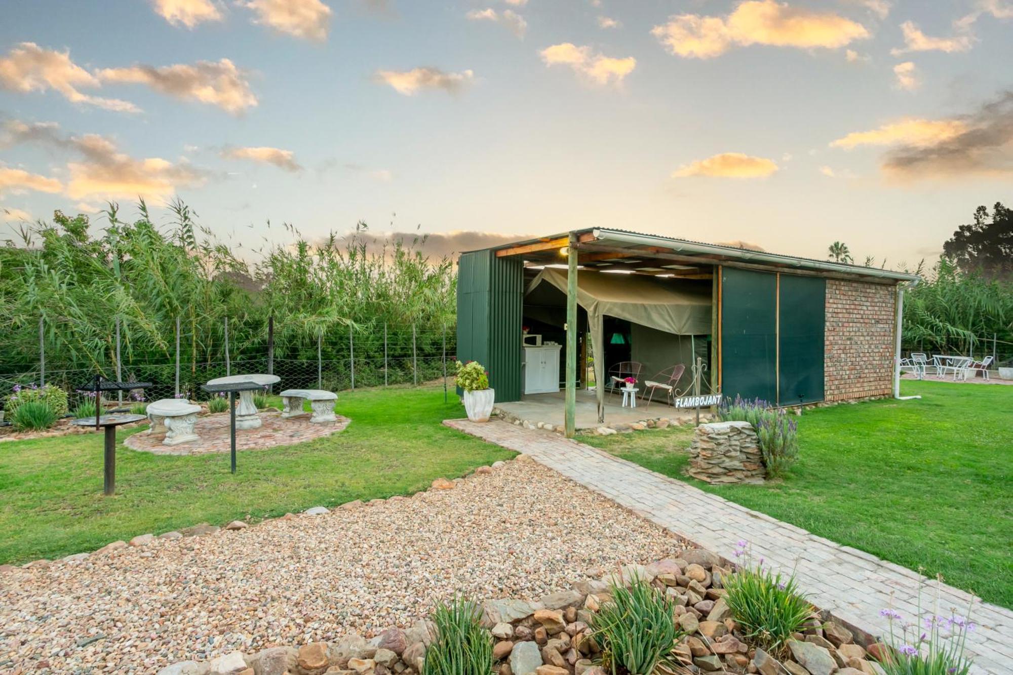 Die Fonteine Country Guesthouse And Glamping Oudtshoorn Kültér fotó